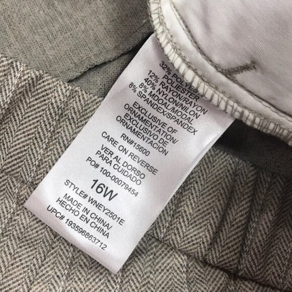 Democracy Patterned Flat Front Pants - Picture 4 of 7